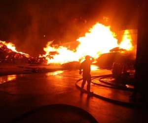 کارخانه رنگ