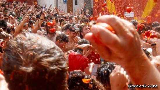 رسم عجیب پرتاب گوجه فرنگی