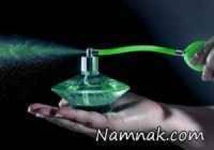اسپری کردن عطر