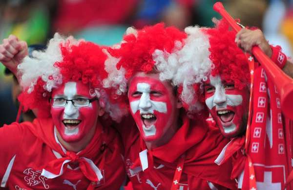 مردم شاد سوئیس