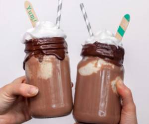 طرز تهیه بستنی نوشابه ای