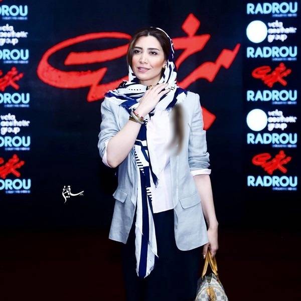 عکسی از نیکی مظفری در اکران فیلم سرخ پوست نیکی مظفری
