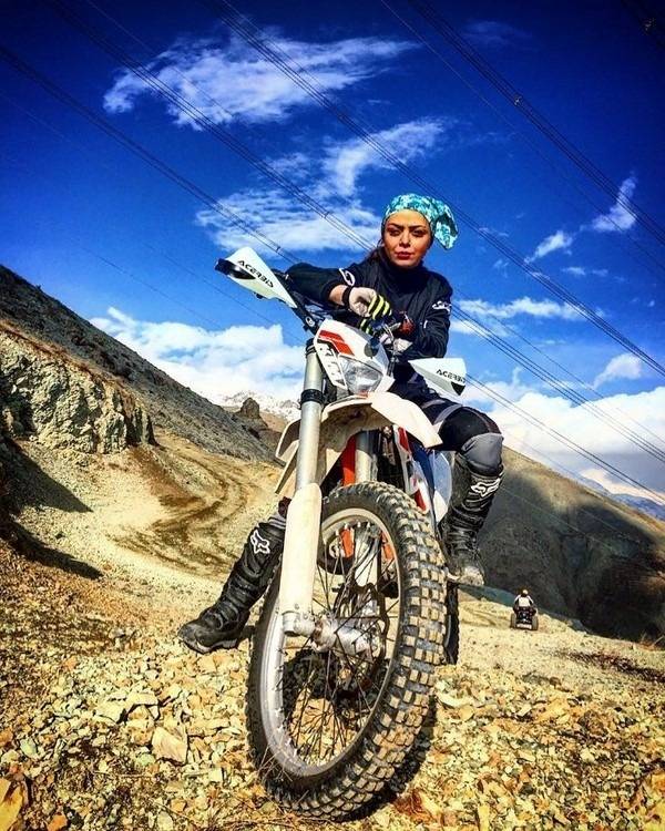 شبنم فرشادجو