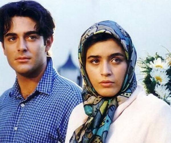 نوشین حسین خانی و محمدرضا گلزار