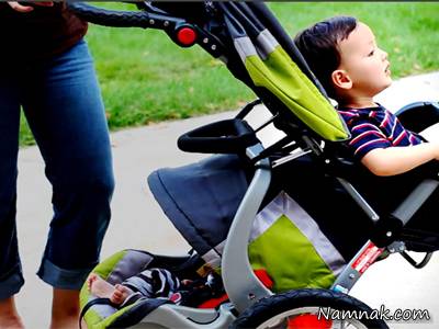  نگه داشتن کودک در کالسکه