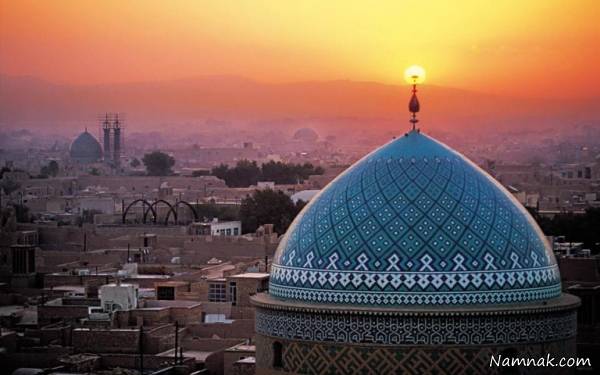  عبور فرد حائض از سقف مسجد 