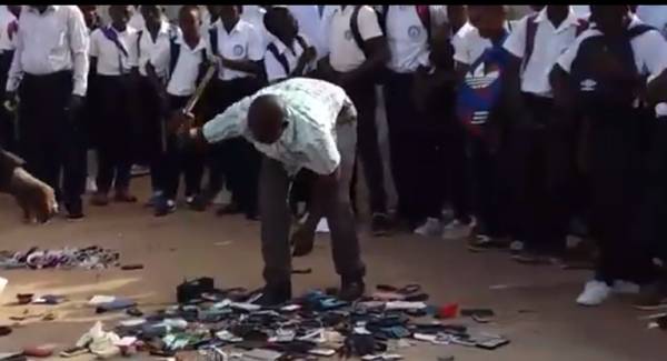 عاقبت تلخ عدم رعایت کردن قوانین مدارس در گابون قوانین مدرسه ای