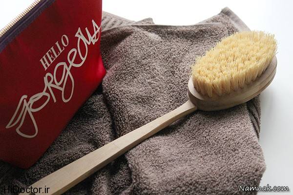برس کشیدن پوست