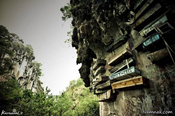 قبرهای آویزان