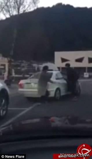 مردی که نمیتوانست ماشینش را پارک کند رانندگی خانم ها