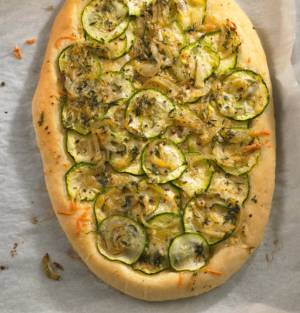 پیتزا لوبیا سفید با کدو