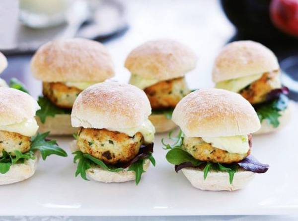 تهیه مینی چیکن برگر