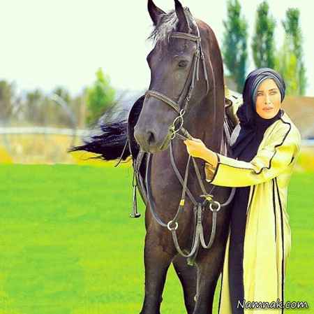 مهتاب کرامتی و اسبش