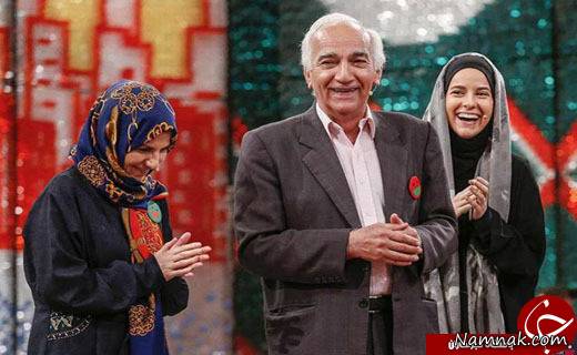 رضا بنفشه خواه به همراه دو خواهرزداه و خواهرش