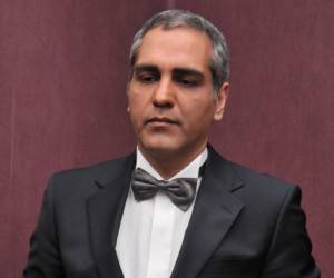 انتقاد فرزاد حسنی از مهران مدیری
