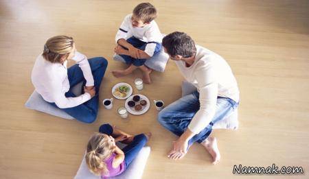 نشسته غذا خوردن