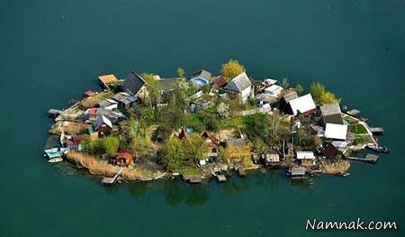 دریاچه زیبا