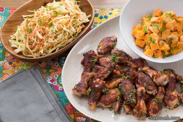 مرغ باربیکیو با سالاد کلم