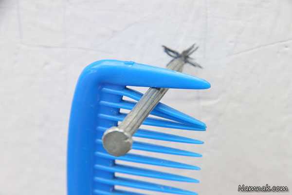 روش ثابت کردن میخ با استفاده از شانه