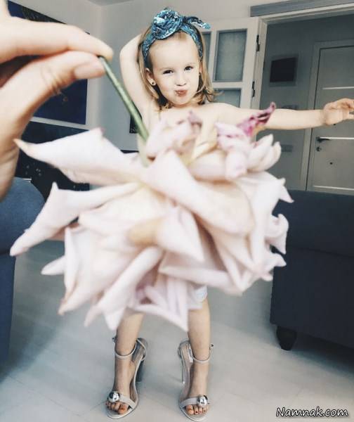 لباس خوردنی و خوشبوی دختر بچه