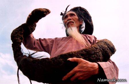 موهای بلند پیرمرد ویتنامی موهای بلند