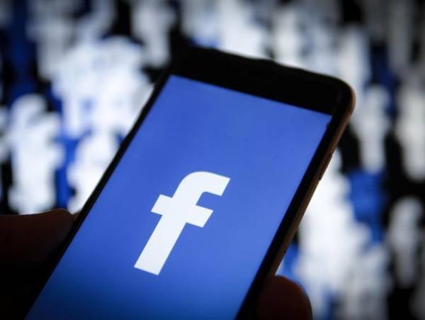 آمار آپلود عکس در فیس بوک