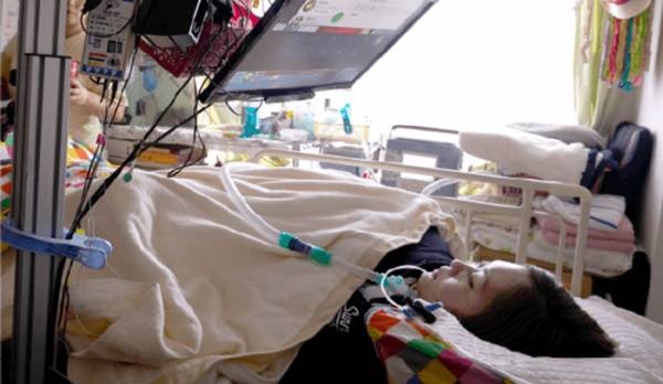 پیشخدمت های فلج