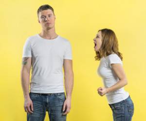 بی احترامی به شوهر